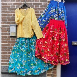 Rok lochy bloem rood