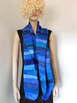 Blauwe zijden sjaal - Liz