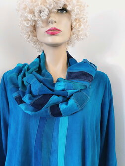 Blauwe blouse smalle golven - Liz