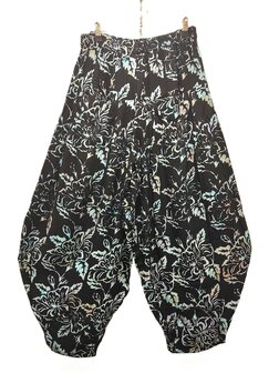 Broek Sindy +10 batik zwart pastel