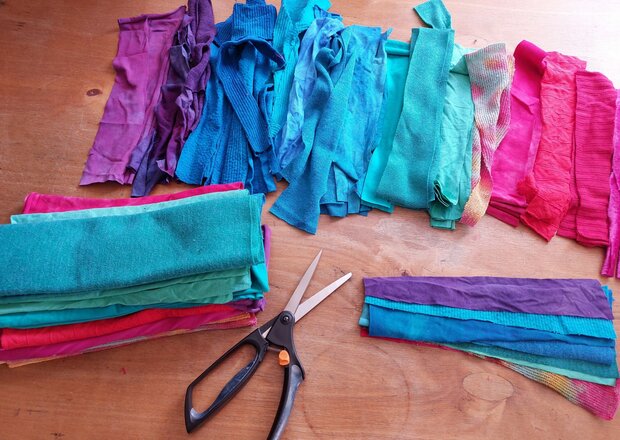 Warme sjaal - regenboog - Liz