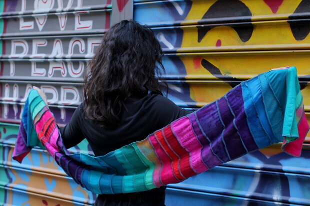 Warme sjaal - regenboog - Liz