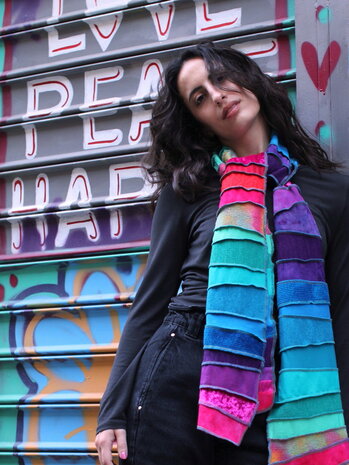 Warme sjaal - regenboog - Liz