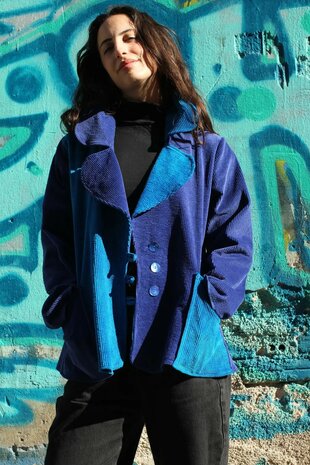 Ribfluweel jasje rond kobalt - Liz