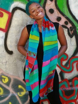 Viscose sjaal van frisse kleuren - Liz Viscose sjaal van frisse kleuren - Liz