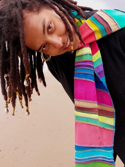 Sjaal viscose regenboog multi banen Sjaal viscose regenboog multi banen