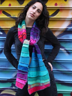 Warme sjaal - regenboog - Liz